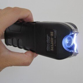 928便攜式電棍
