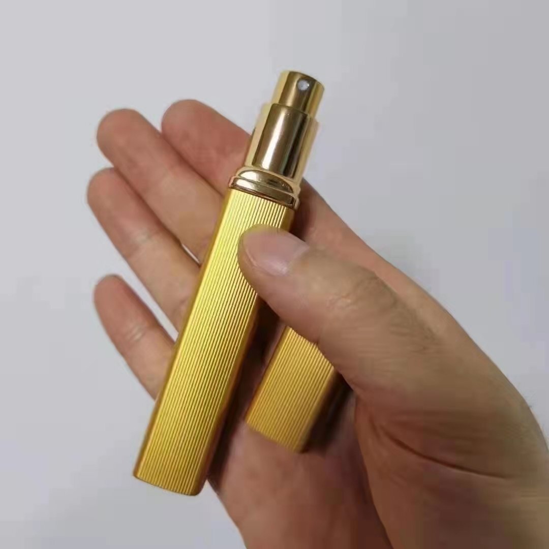 新款口紅防狼辣椒水