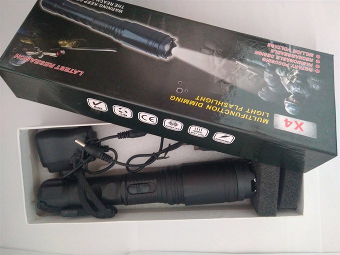 黑鷹X4防身電擊